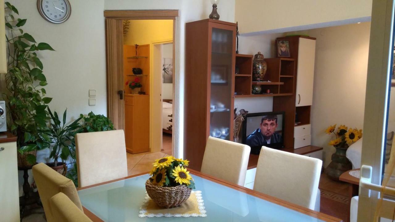 Apartment Tatjana Vis Kültér fotó